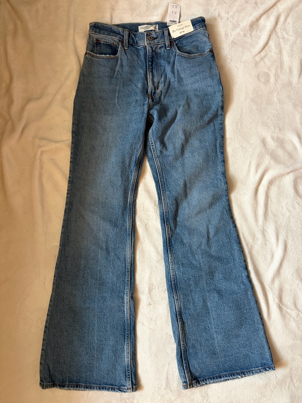 Abercrombie & Fitch Women's vintage flare jeans